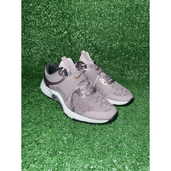 Nike Womens Renew In Season TR 12 Size 10 Purple Running Shoes Athletic Sneakers - Picture 2 of 10